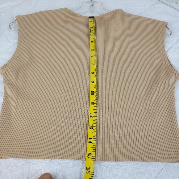 Popular 21 tan ribbed sleeveless crop top Y2K neutral knit minimalist grandma L - Picture 5 of 9